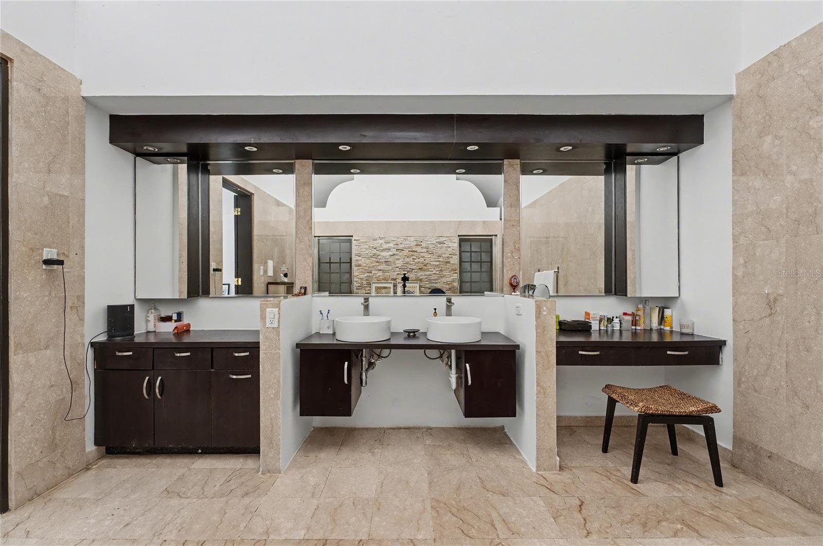 URB. SANTA MARIA - Residential