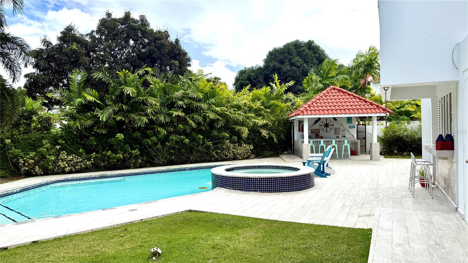 URB. SANTA MARIA - Residential