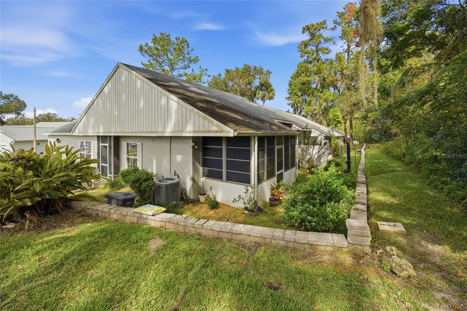 CALA HILLS UN 01 - Residential