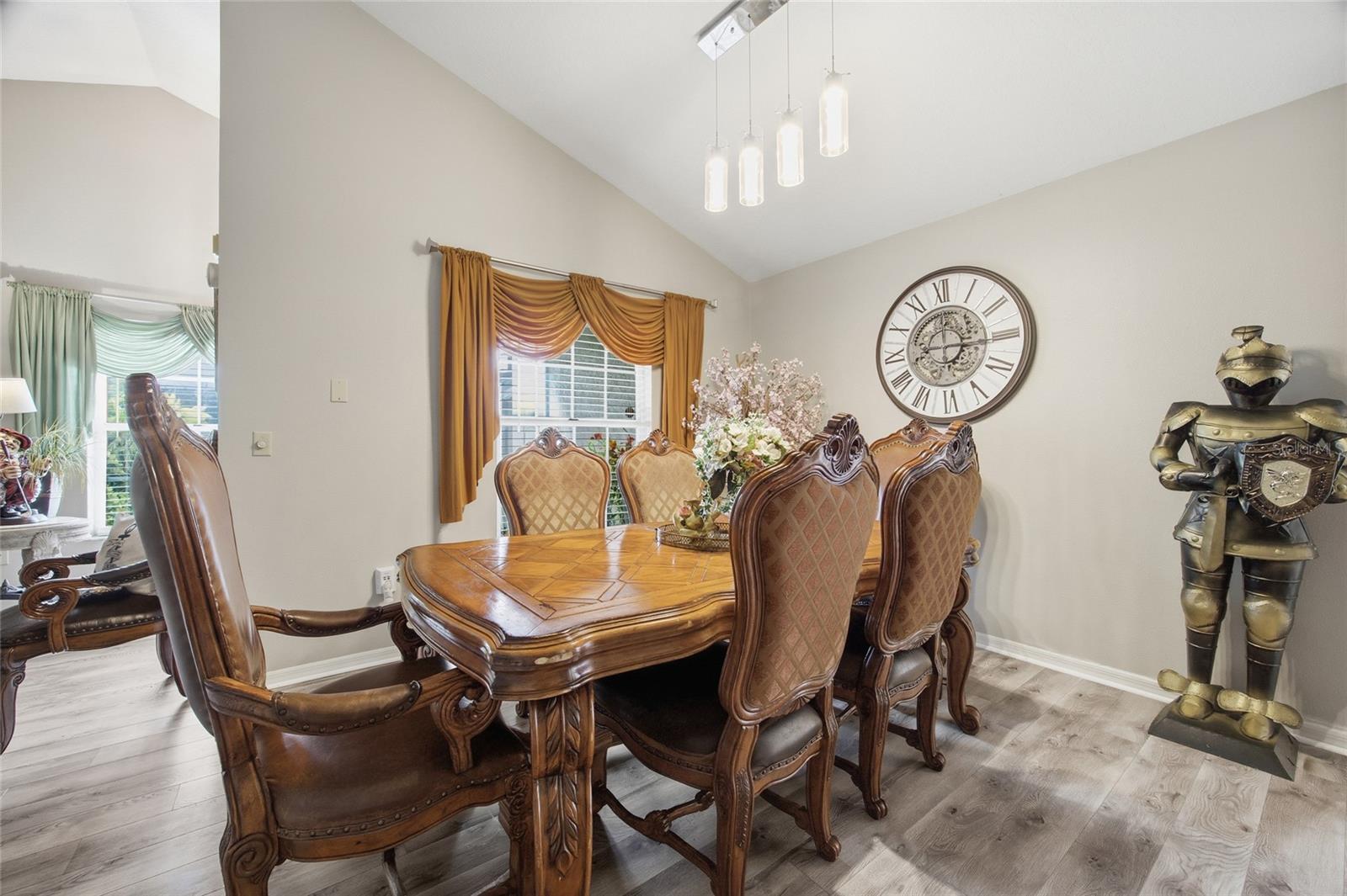 CALA HILLS UN 01 - Residential