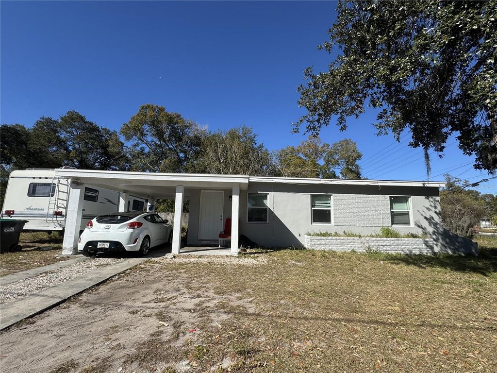 Photo of 5001 Cortez Drive, Orlando, FL 32808 (MLS # O6376573)