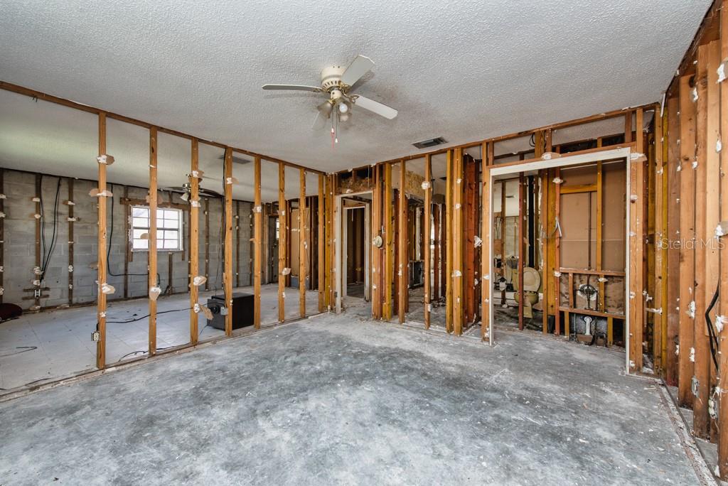 MILL POINT SUB 1ST ADD - Residential