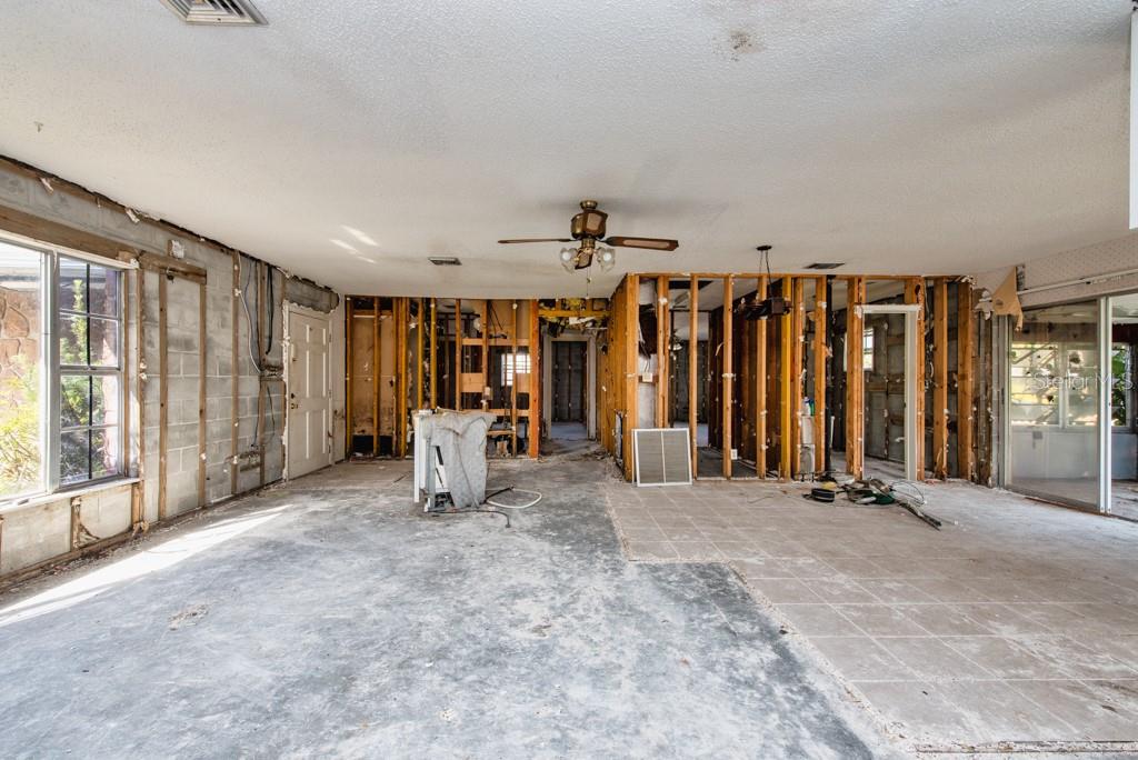 MILL POINT SUB 1ST ADD - Residential