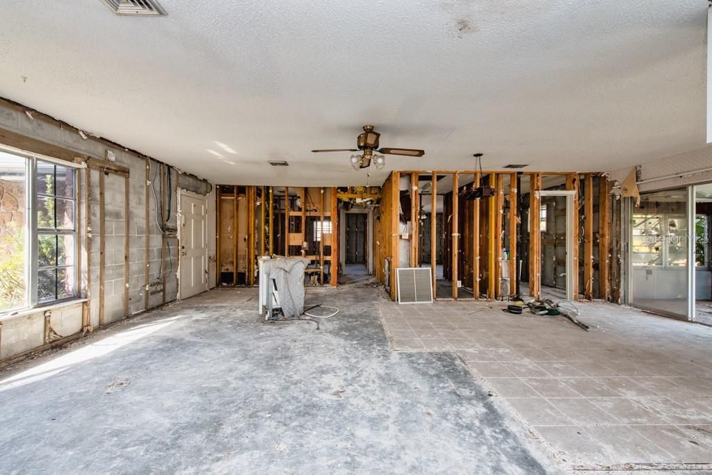 Photo of 8848 W Millpoint Road, Riverview, FL 33578 (MLS # TB8485900)