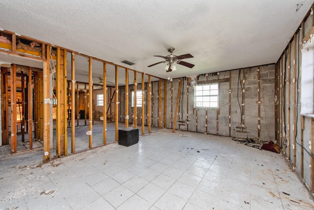 MILL POINT SUB 1ST ADD - Residential