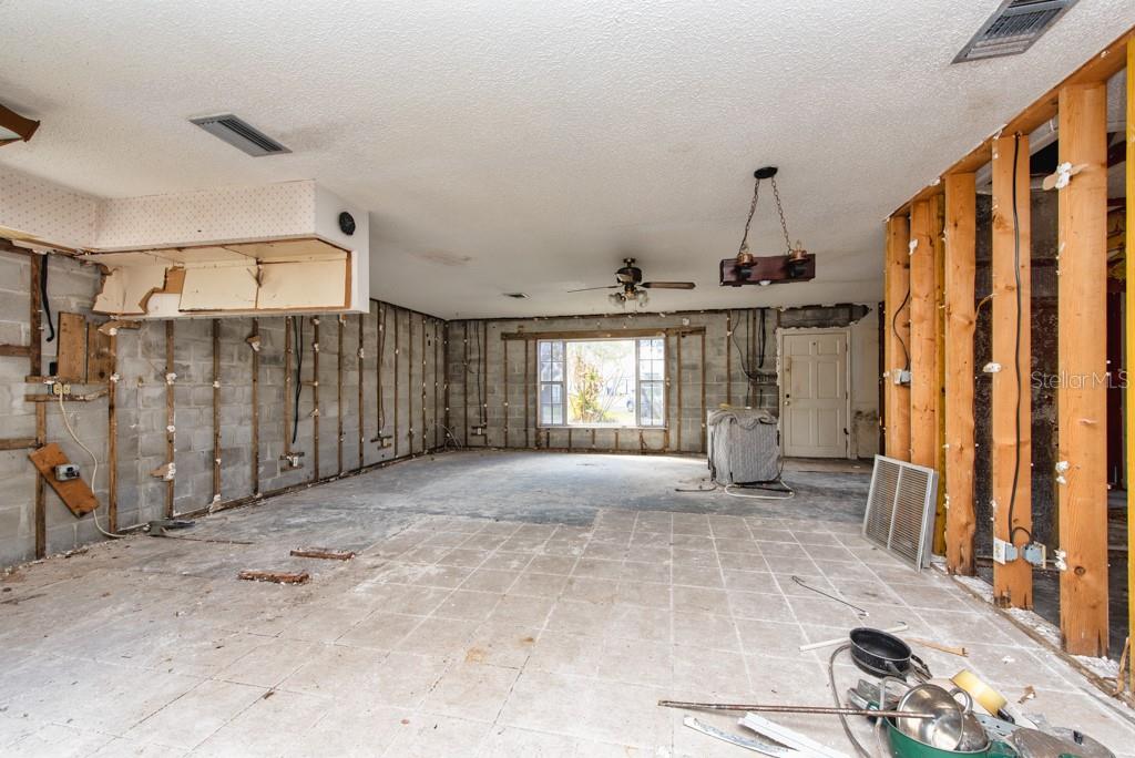 MILL POINT SUB 1ST ADD - Residential