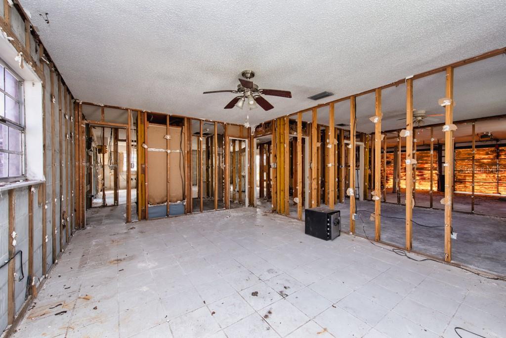 MILL POINT SUB 1ST ADD - Residential