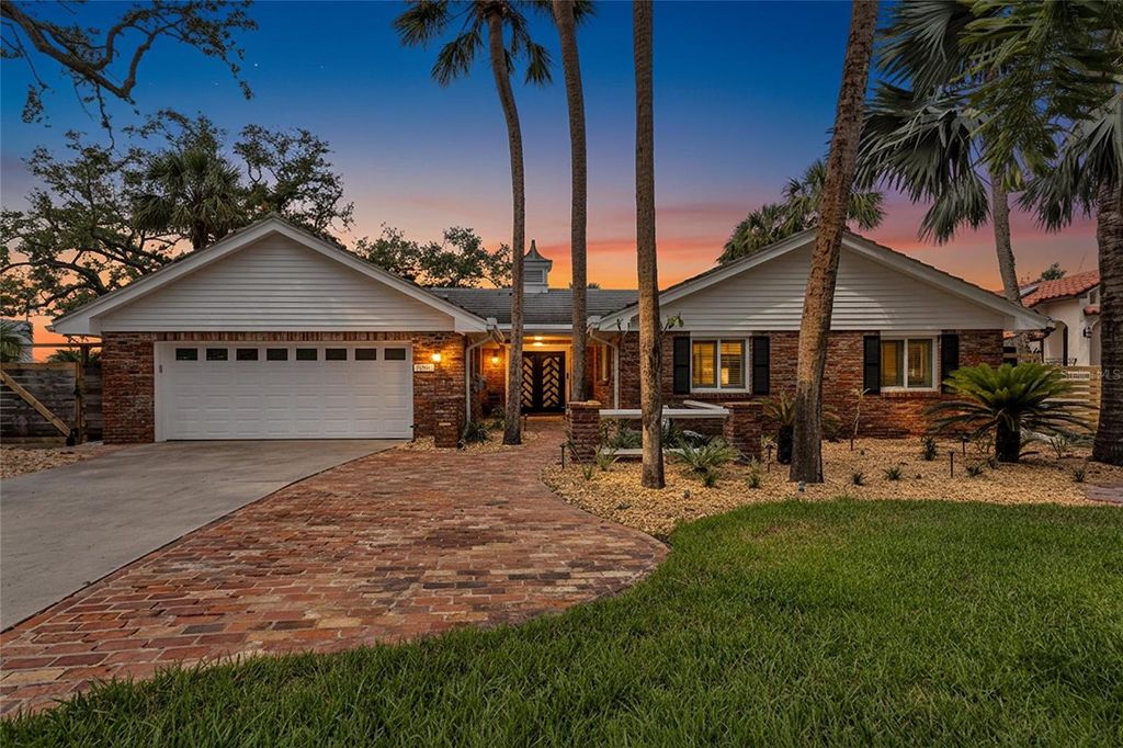 Photo of 2612 Keystone Court N, St Petersburg, FL 33710 (MLS # TB8494344)