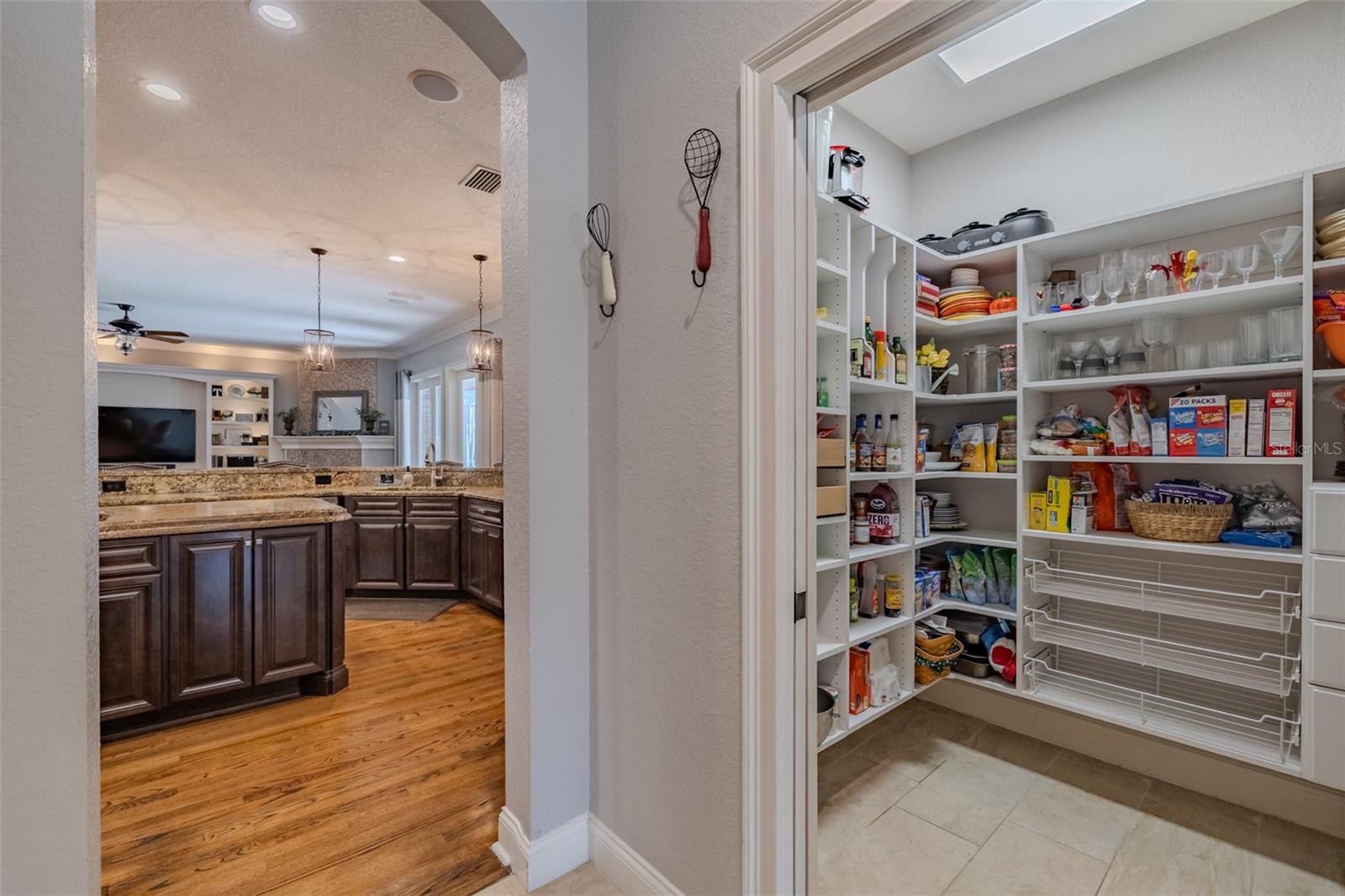 FISH HAWK TRAILS UNITS 01 & 02 - Residential