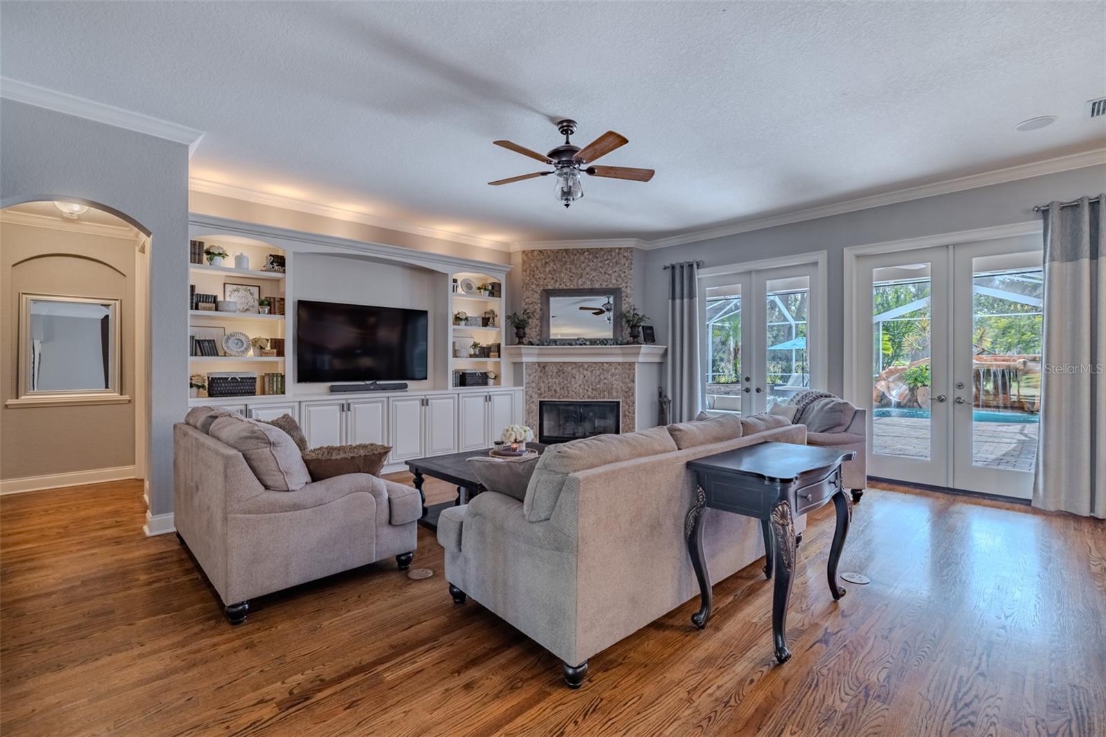 FISH HAWK TRAILS UNITS 01 & 02 - Residential