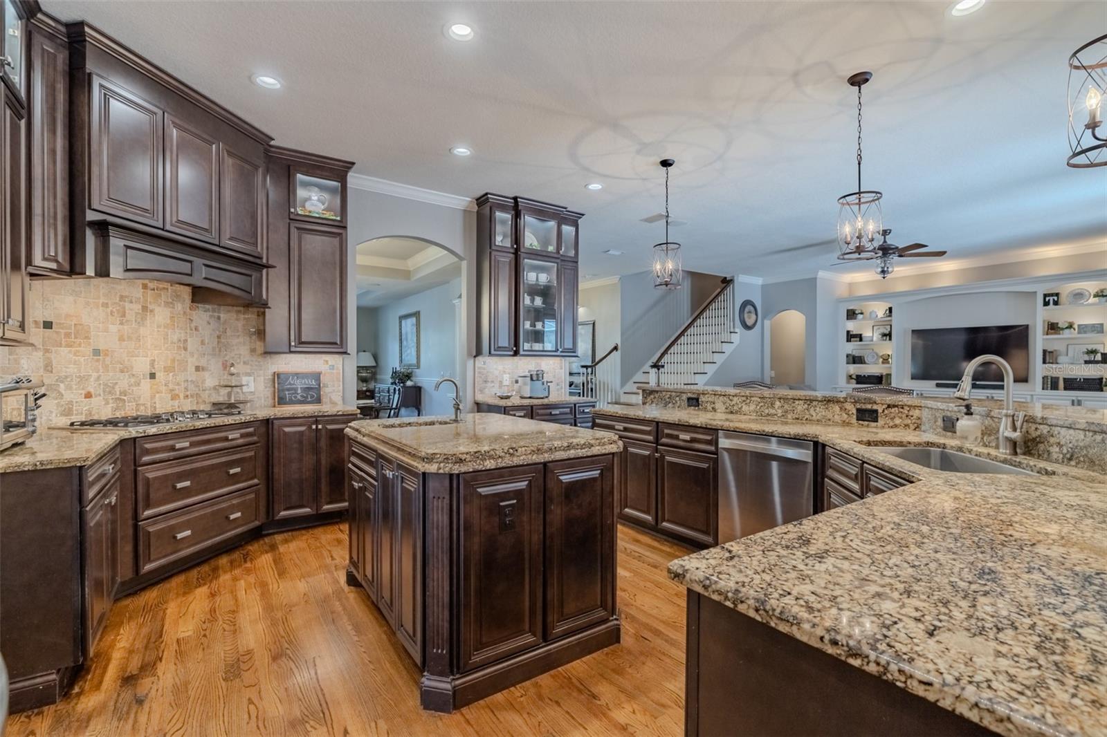 FISH HAWK TRAILS UNITS 01 & 02 - Residential