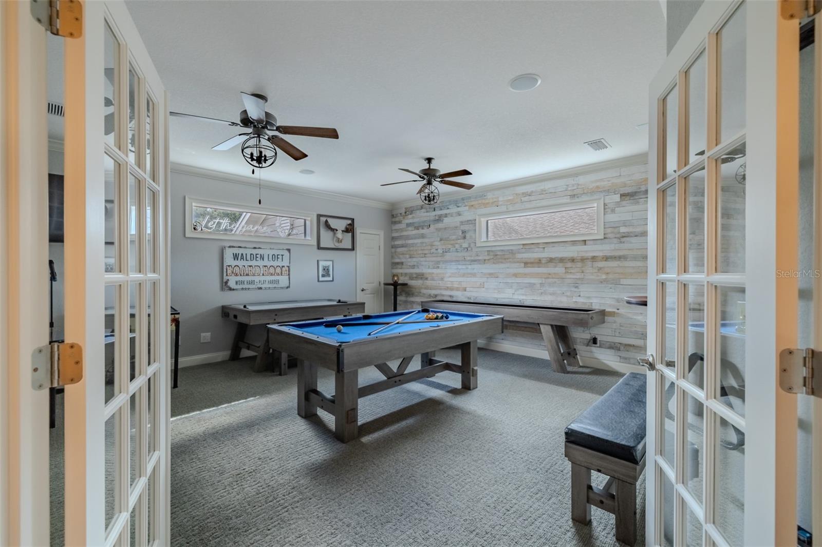 FISH HAWK TRAILS UNITS 01 & 02 - Residential