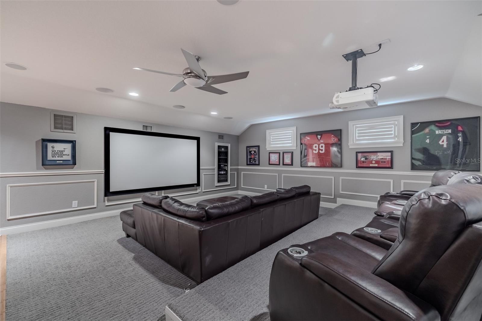 FISH HAWK TRAILS UNITS 01 & 02 - Residential