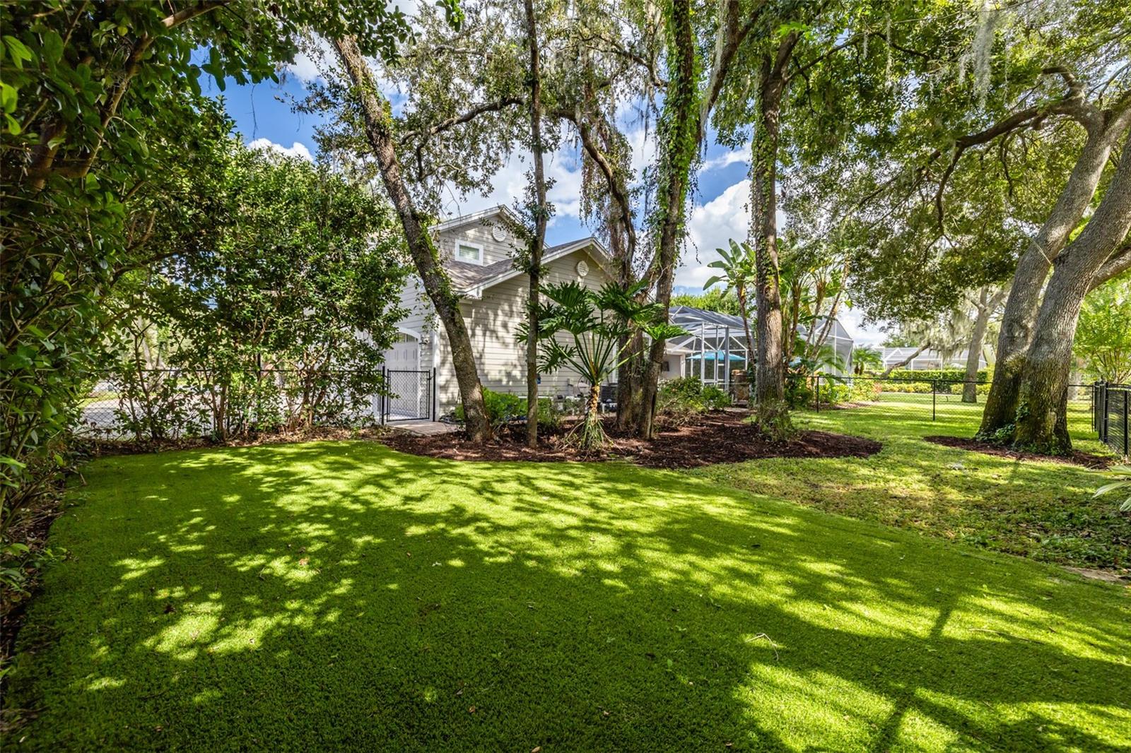 FISH HAWK TRAILS UNITS 01 & 02 - Residential