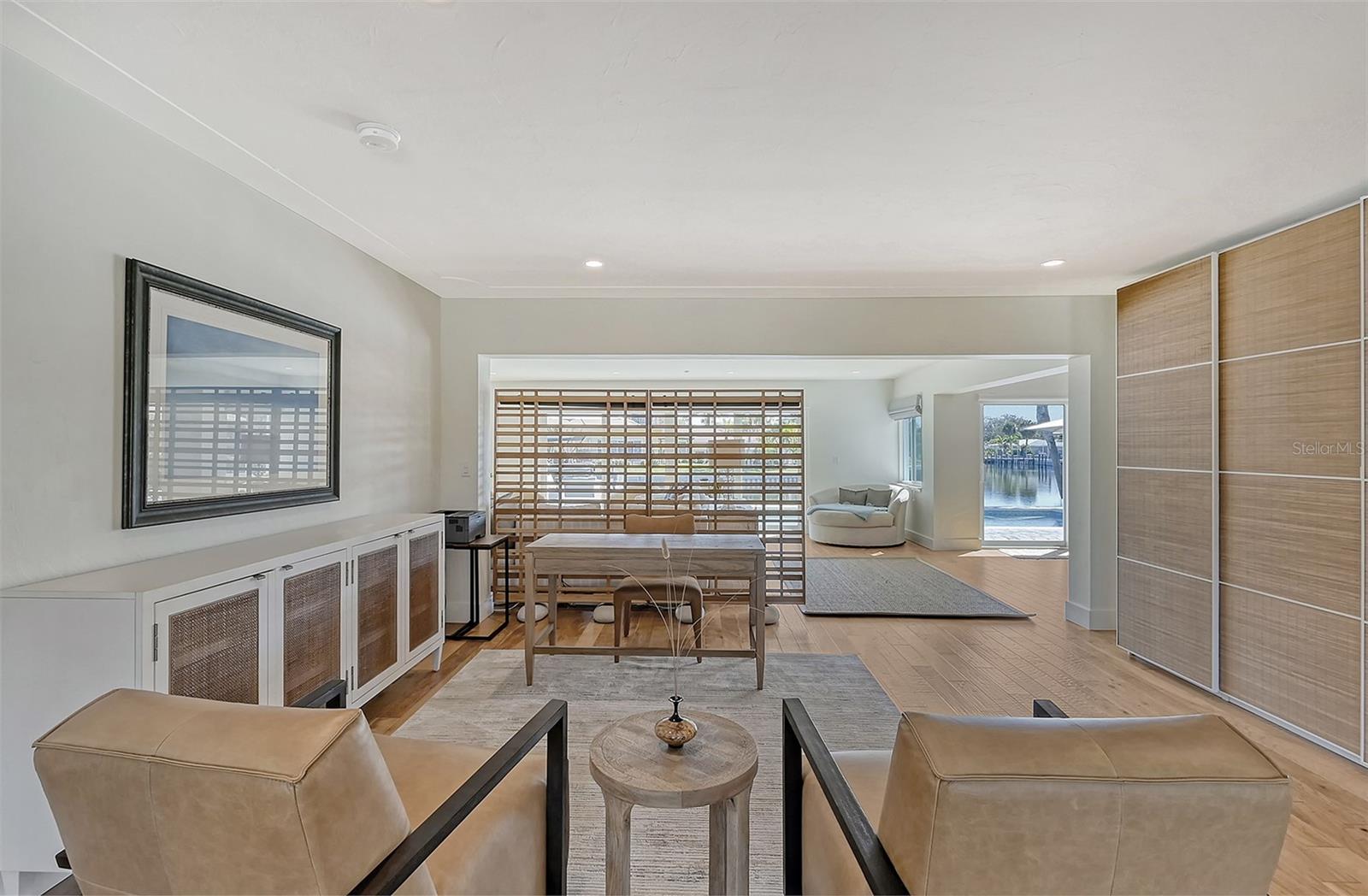 SIESTA ISLES - Residential