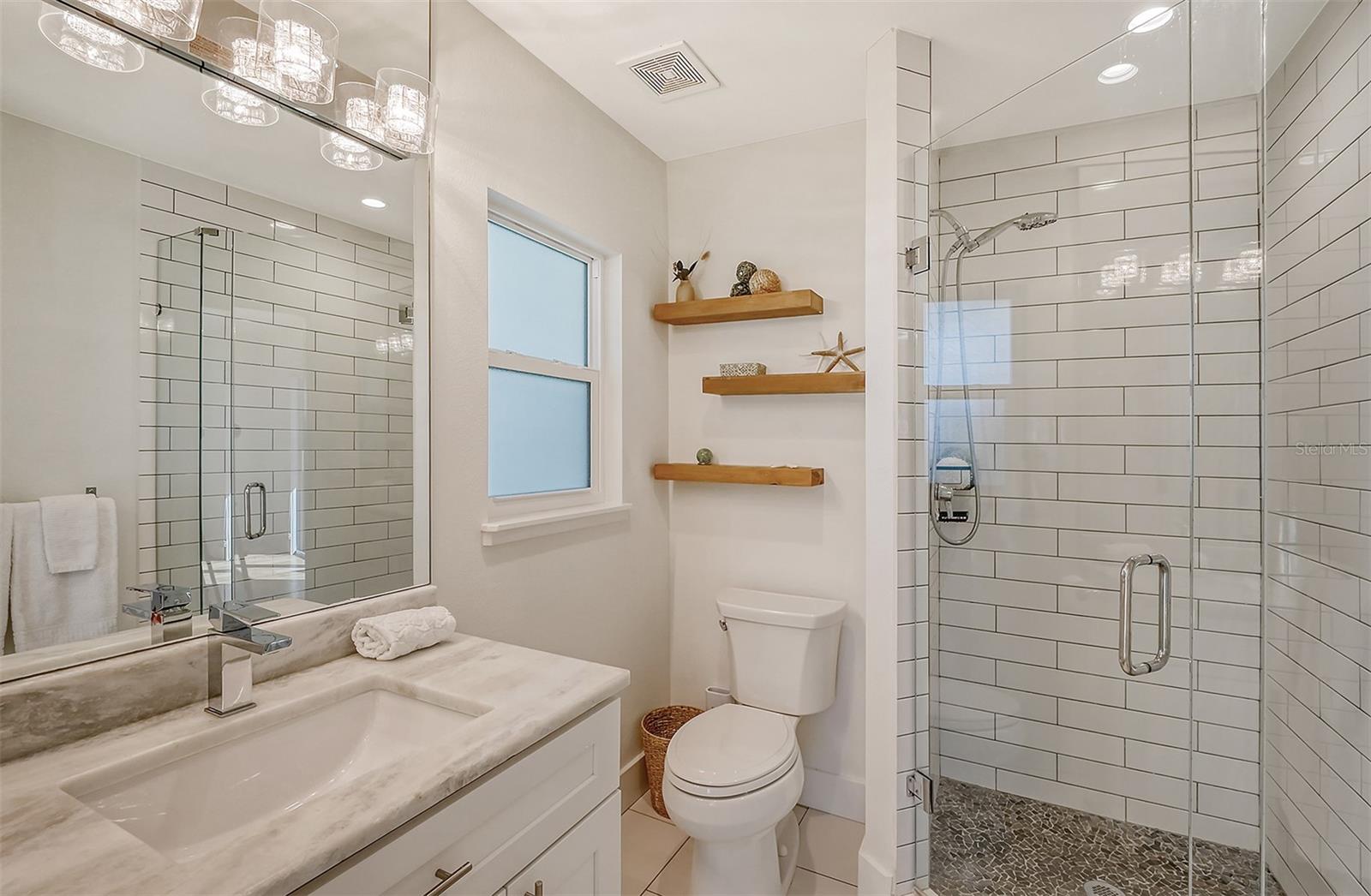 SIESTA ISLES - Residential