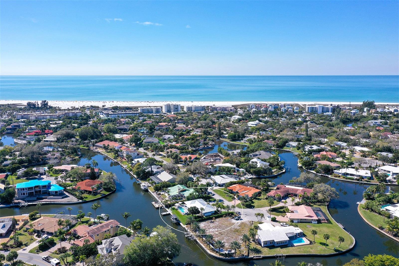 SIESTA ISLES - Residential