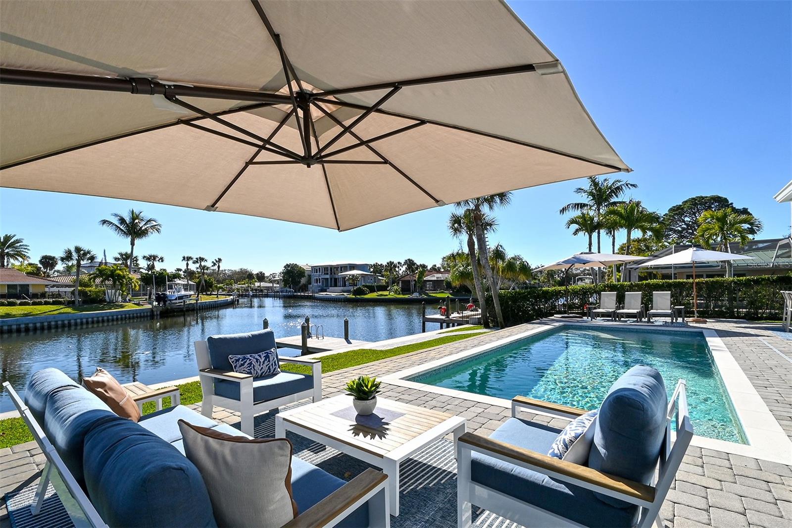 SIESTA ISLES - Residential