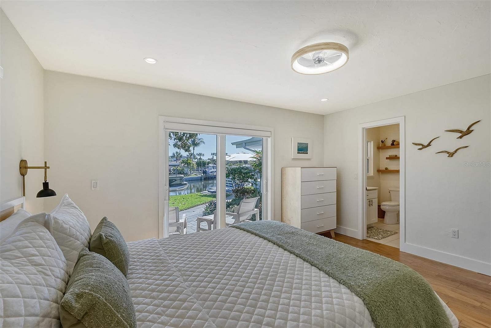 SIESTA ISLES - Residential