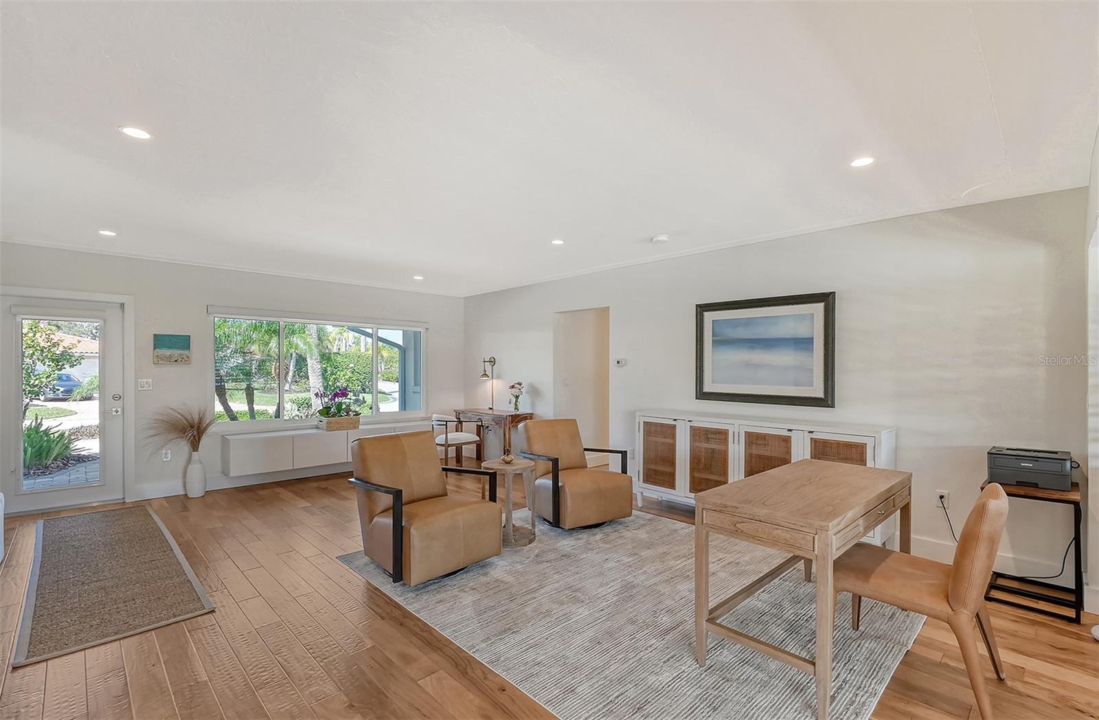 SIESTA ISLES - Residential