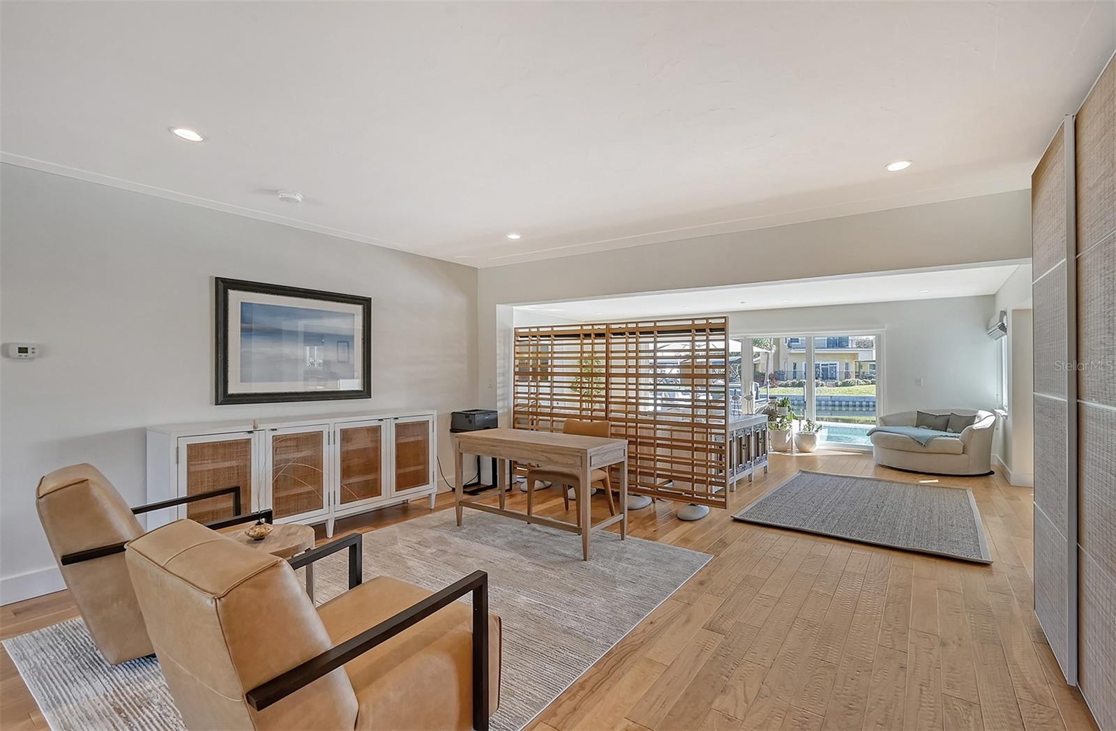 SIESTA ISLES - Residential