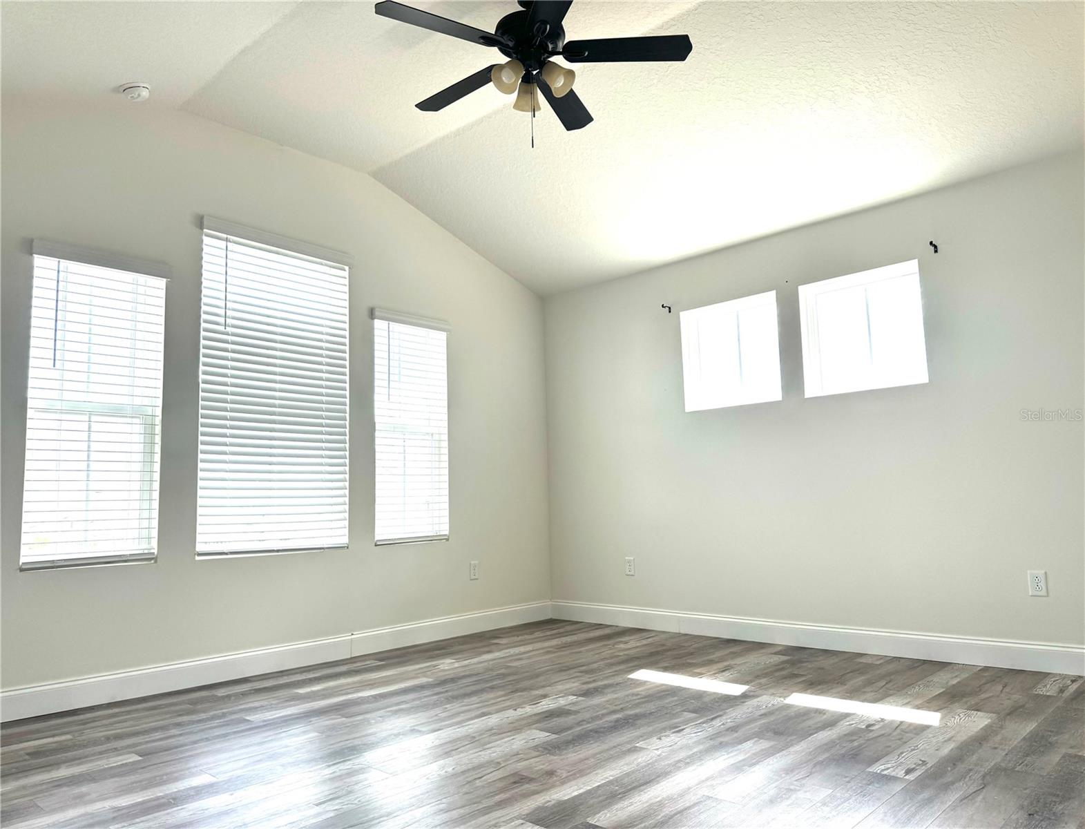 TOHOQUA PH 1B - Residential