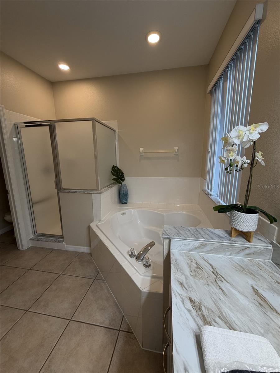 LAKE BERKLEY RESORT - Residential