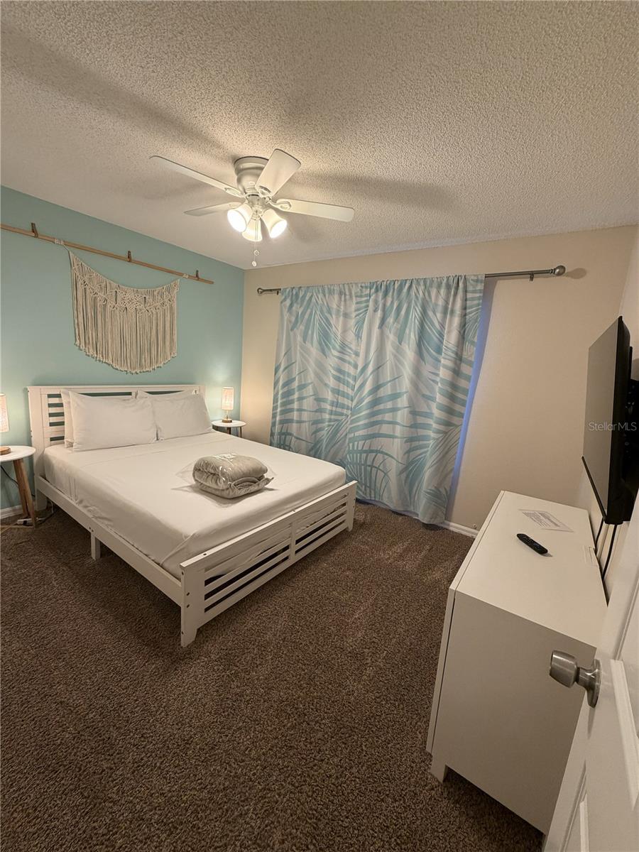 LAKE BERKLEY RESORT - Residential