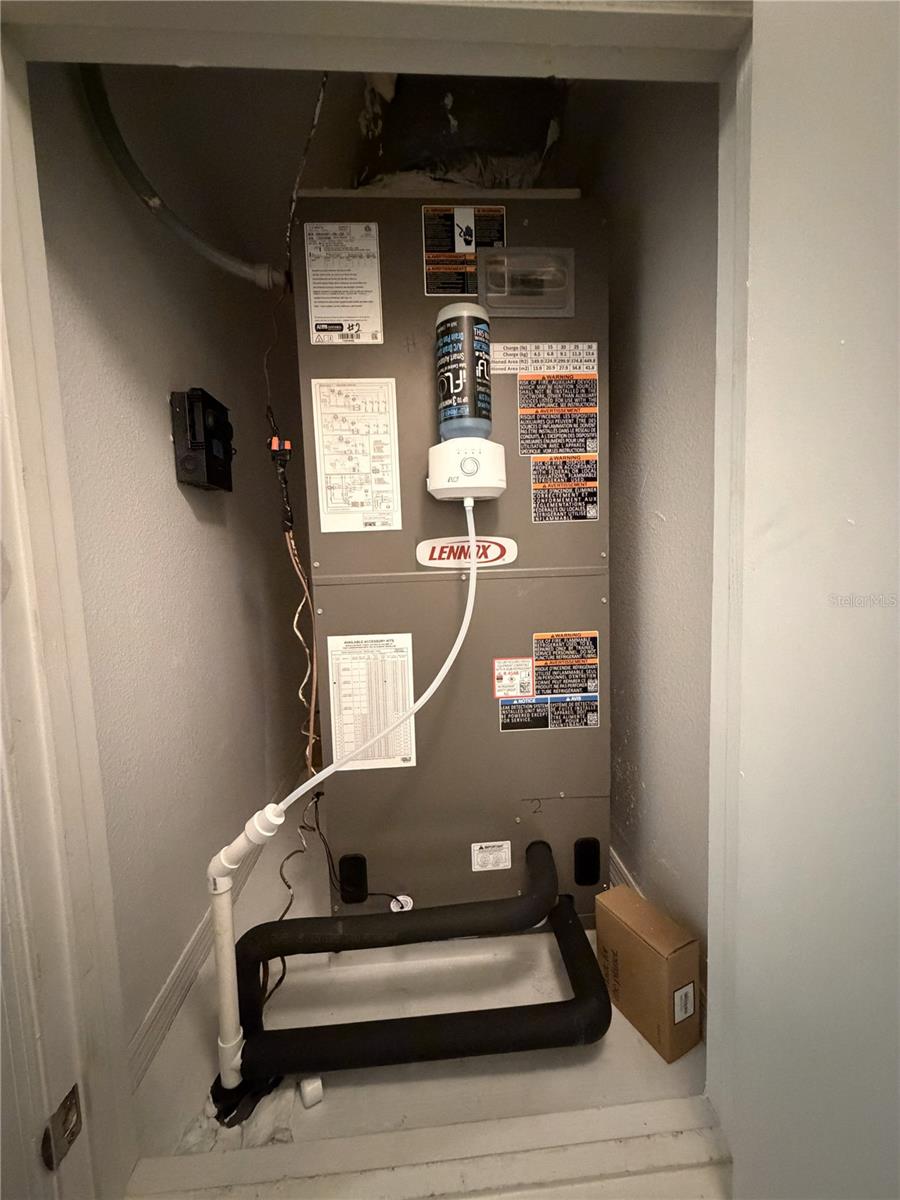 LAKE BERKLEY RESORT - Residential