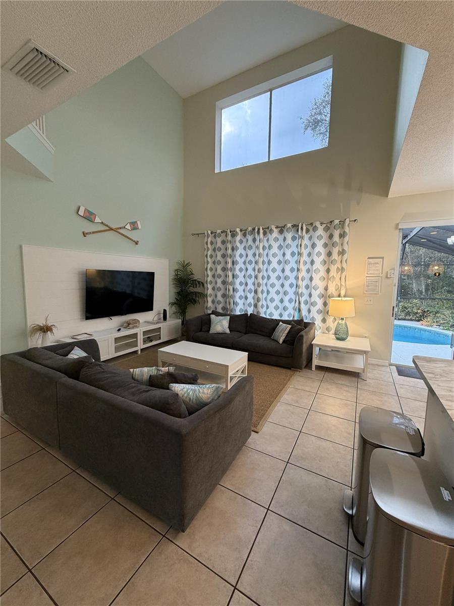 LAKE BERKLEY RESORT - Residential