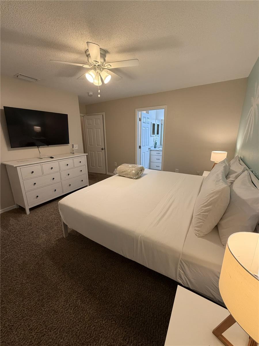 LAKE BERKLEY RESORT - Residential