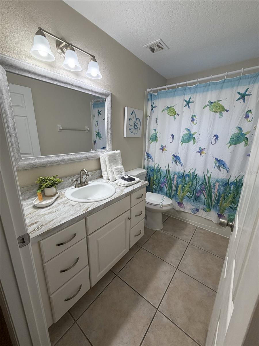 LAKE BERKLEY RESORT - Residential