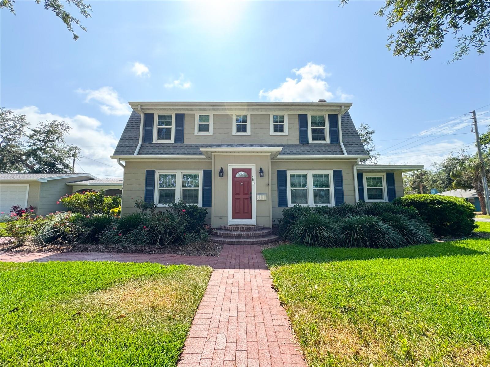 708 32ND STREET W