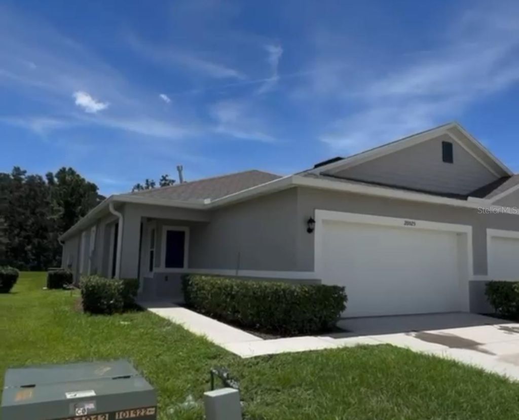Photo of 20025 Royal Tern Court, Leesburg, FL 34748 (MLS # O6349704)