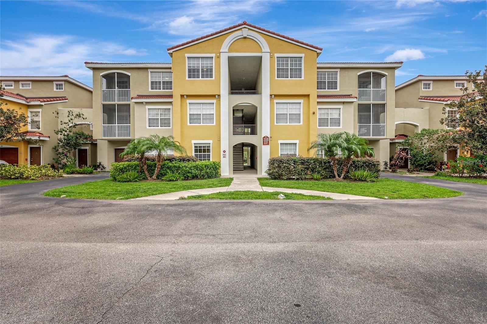 LAS PALMAS OF SARASOTA - Residential Lease