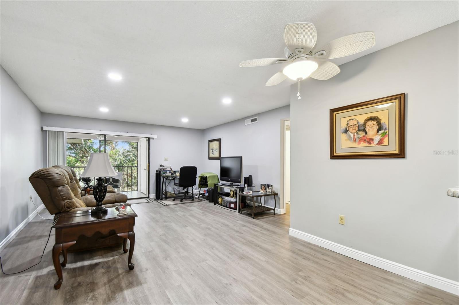 2650 COUNTRYSIDE BOULEVARD C309