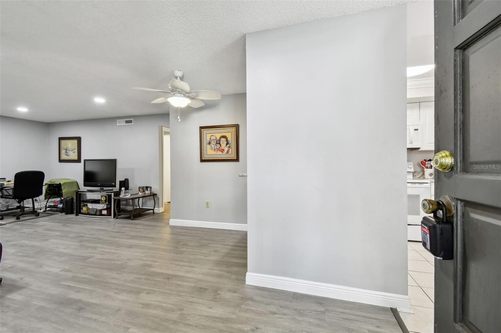 2650 COUNTRYSIDE BOULEVARD C309