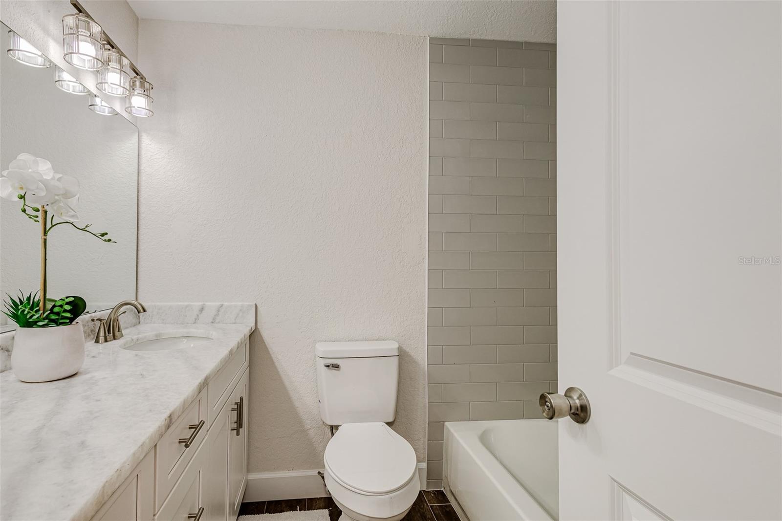 FAIRFAX SUB UNRECORDED - Residential