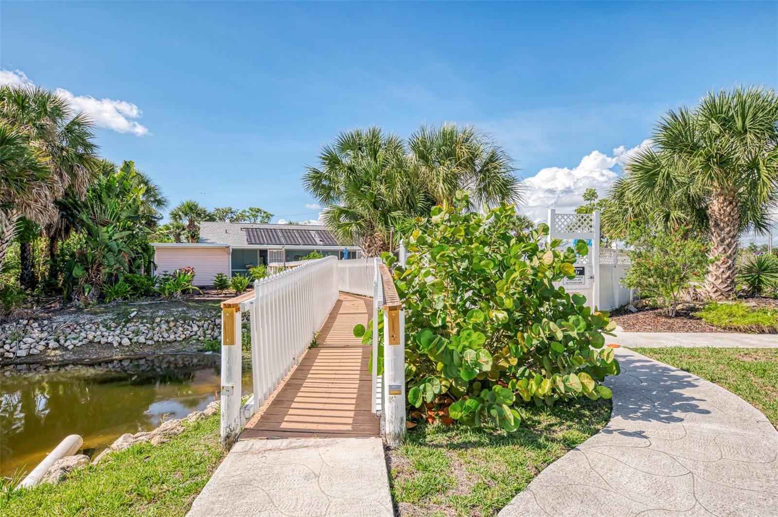 WATERWAYS PH 01 - Residential