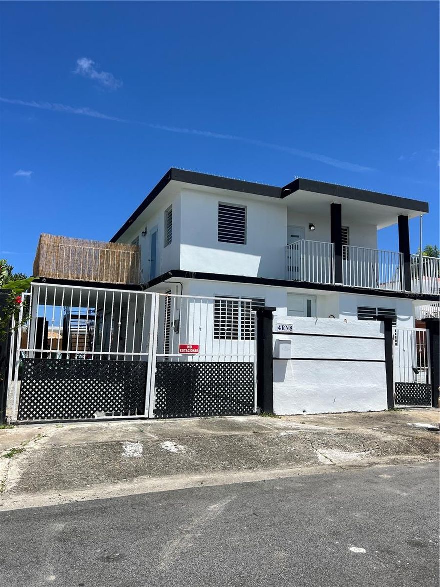 Fully furnished 3-bedroom, 1-bath apartment for lease in the heart of Villa Fontana, Carolina, Puerto Rico. Conveniently located near shops, schools, and major highways, this apartment offers a comfortable and move-in-ready living space. Features include modern furnishings, a fully equipped kitchen, air-conditioned rooms, and a cozy living area—perfect for long-term or corporate stays. Enjoy the convenience and comfort of city living in one of Carolina’s most desirable neighborhoods.