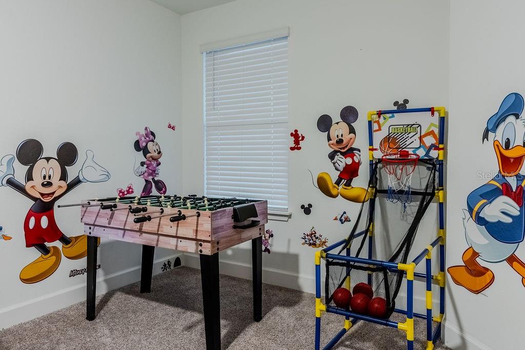 TERRA ESMERALDA TWNHMS - Residential Lease