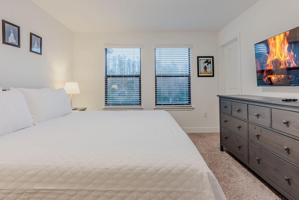 TERRA ESMERALDA TWNHMS - Residential Lease