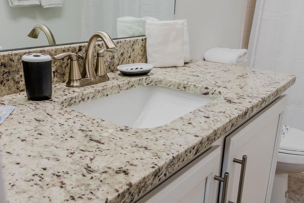 TERRA ESMERALDA TWNHMS - Residential Lease