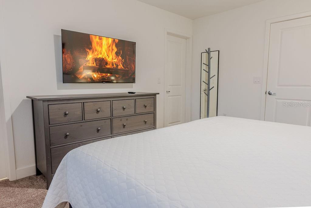 TERRA ESMERALDA TWNHMS - Residential Lease
