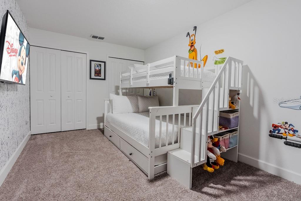 TERRA ESMERALDA TWNHMS - Residential Lease