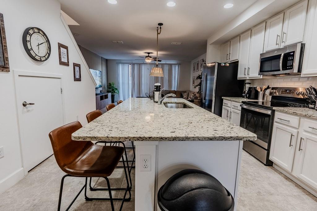 TERRA ESMERALDA TWNHMS - Residential Lease