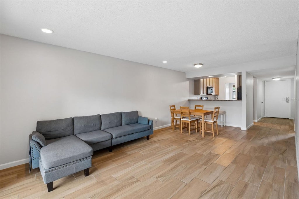 Photo of 2818 Plaza Terrace Drive #2818, Orlando, FL 32803 (MLS # O6451227)