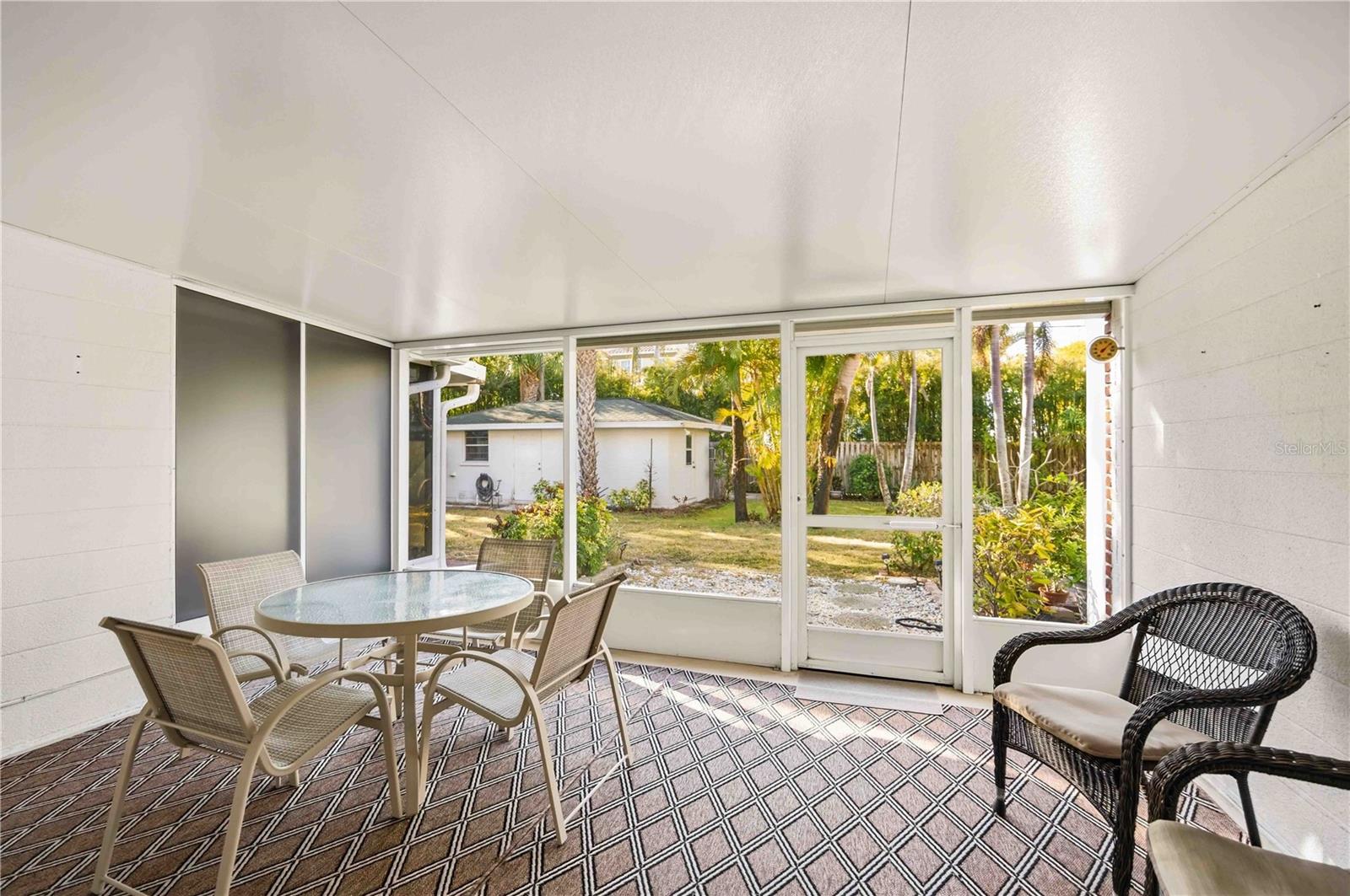 VENICE TOWN HOUSE - Residential