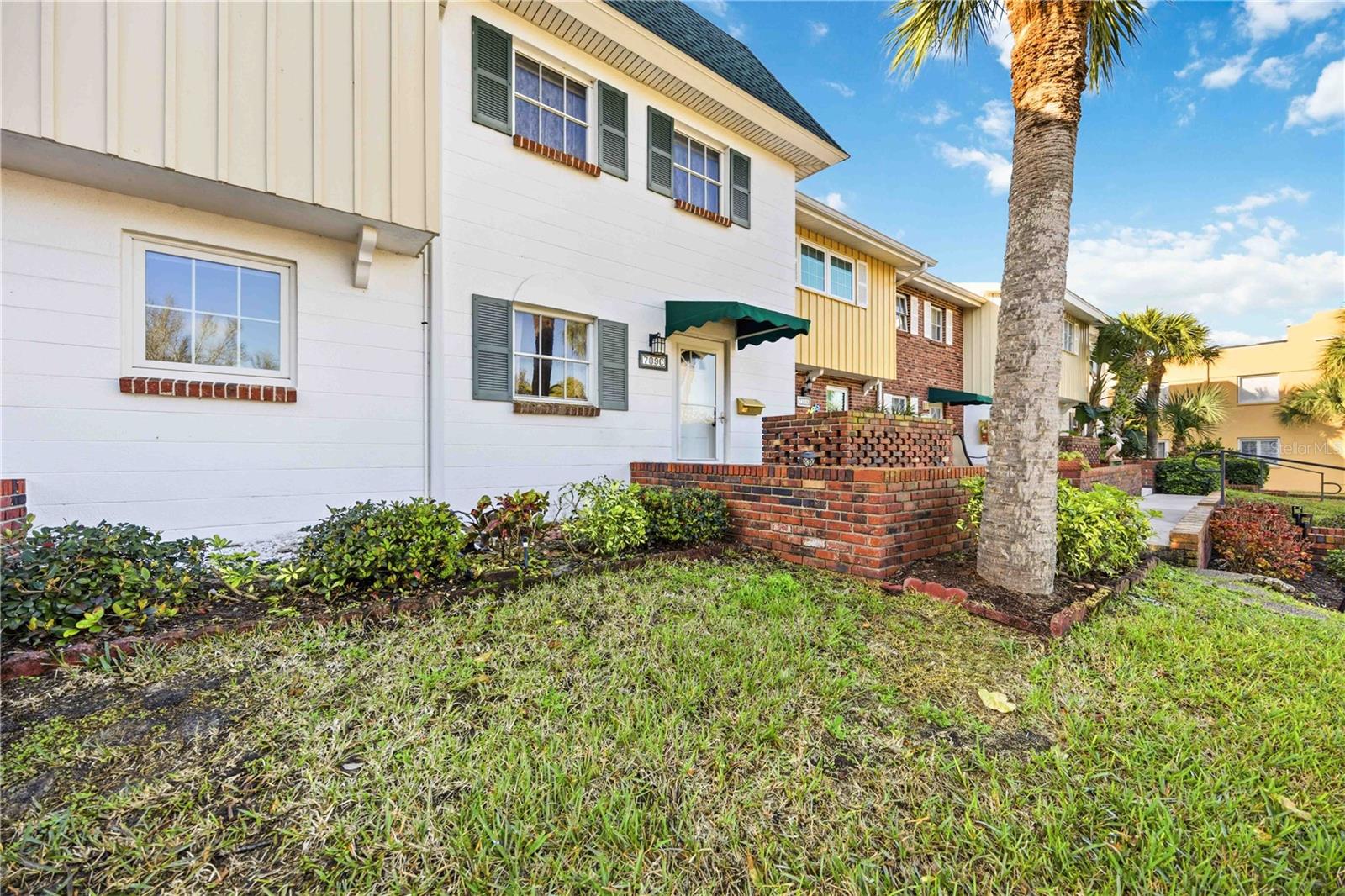 709 W VENICE AVENUE 709C