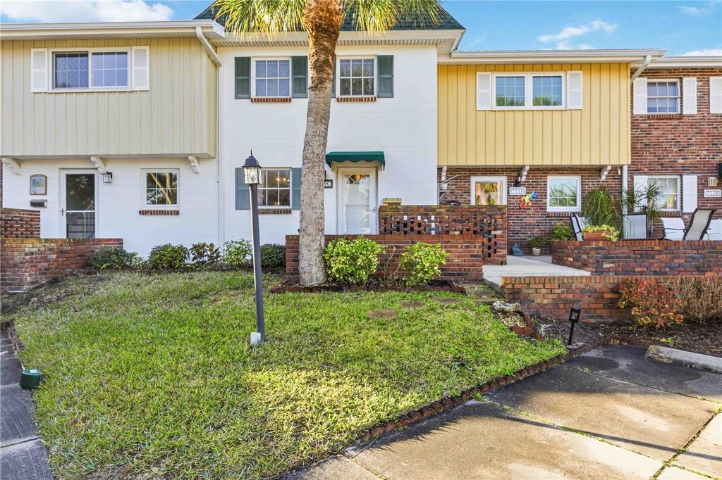 Photo of 709 W Venice Avenue #709C, Venice, FL 34285 (MLS # N6142987)